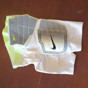 NWOT Nike combat pro youth size S football shorts